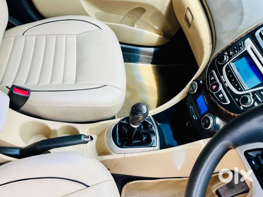 Hyundai Verna 1.6 Sx Vtvt, 2012, Petrol