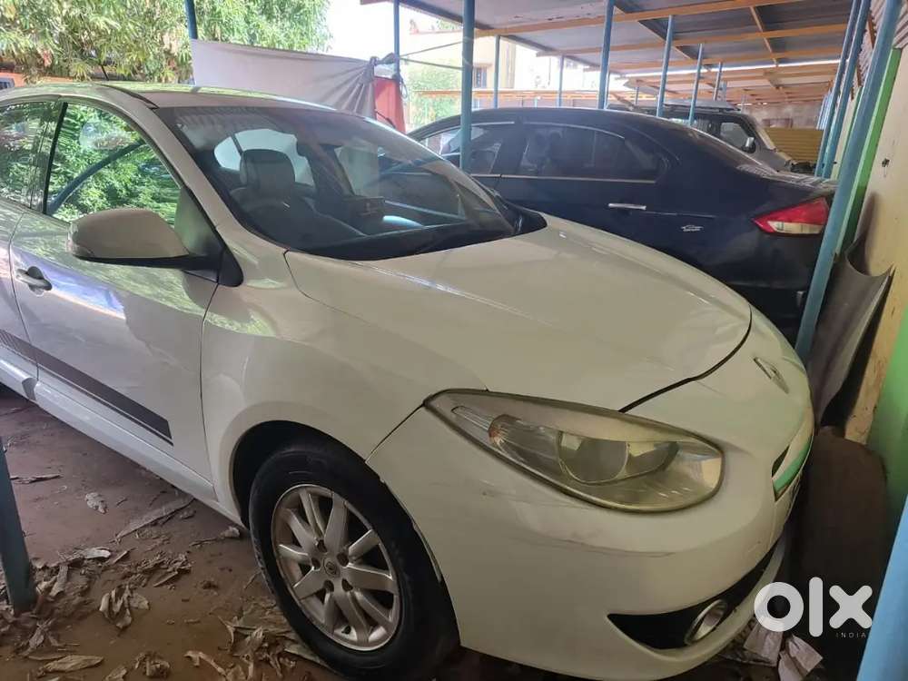 Renault Fluence 2025 Diesel 98000 Km Driven Full Option Cruze Controll
