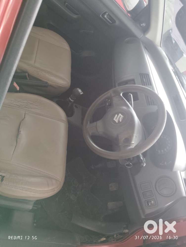 Maruti Suzuki Swift Lxi Bsiii, 2009, Petrol
