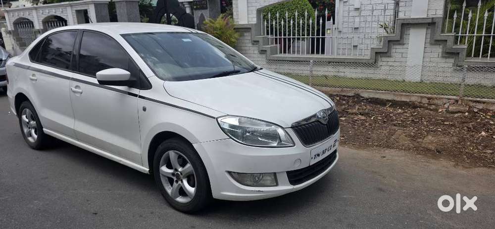 Skoda Rapid 1.6 Mpi Ambition With Alloy Wheel, 2014, Diesel