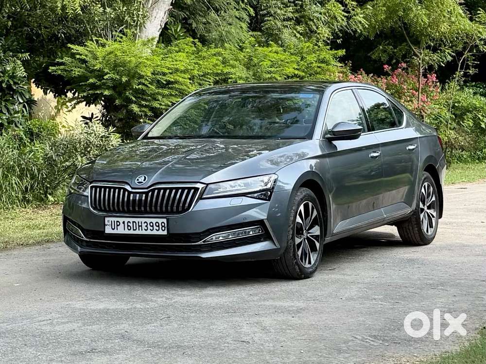 Skoda Superb 2.0 L&k Tsi At, 2022, Petrol