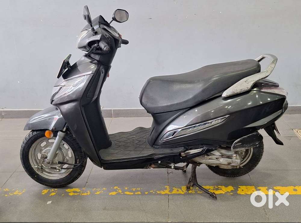 Heavy Grey Metallic 2021 Honda Activa 125 Grey Colour Activa 125