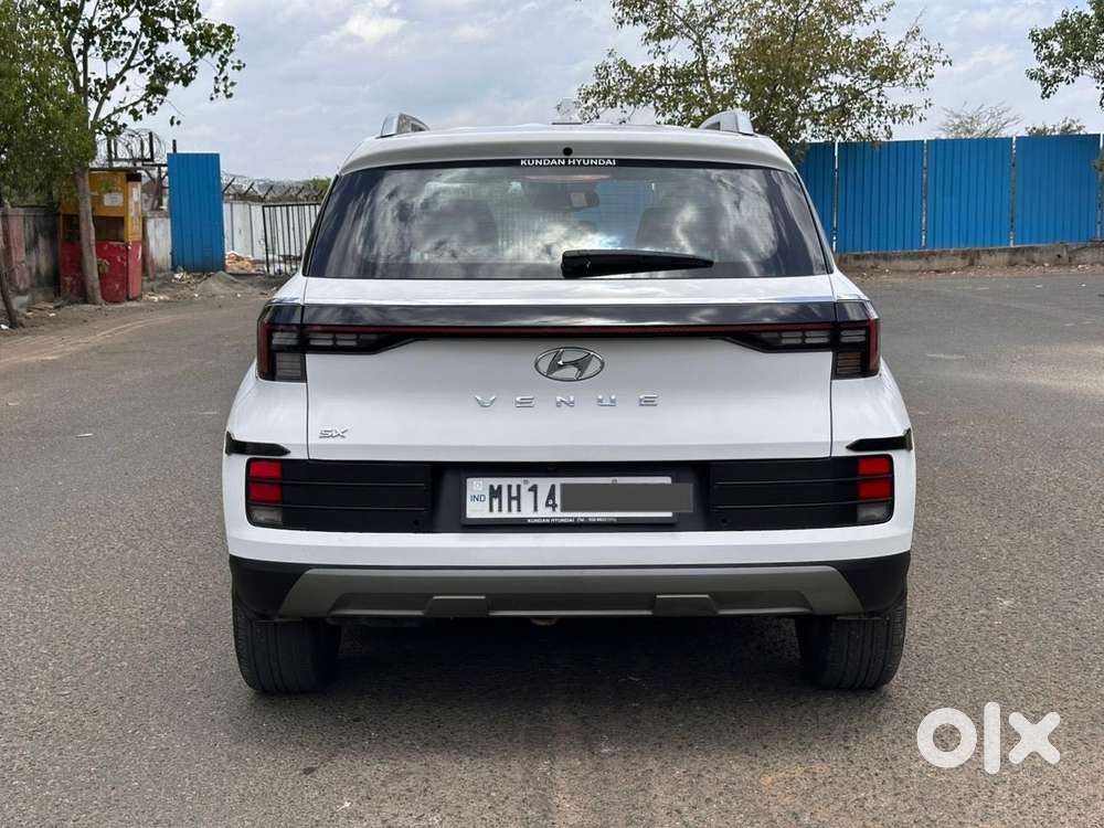 Hyundai Venue Sx (o) Mt 1.5 Diesel, 2023, Diesel