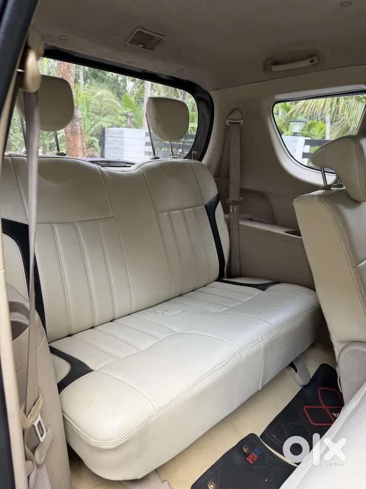 Maruti Suzuki Ertiga 2012