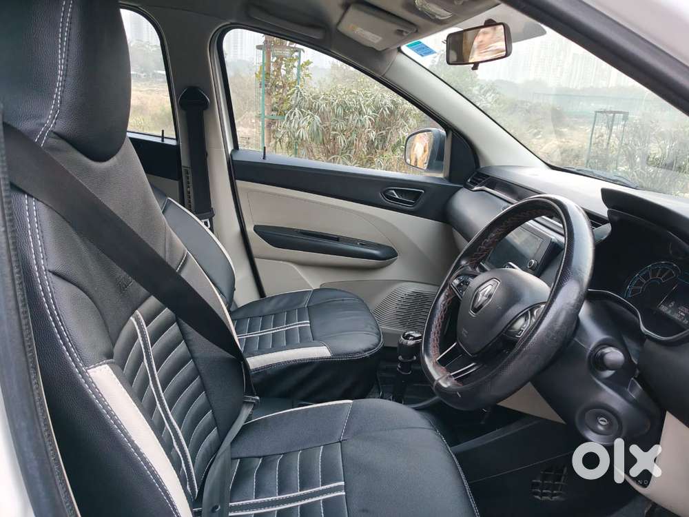 Renault Triber Rxt, 2023, Petrol