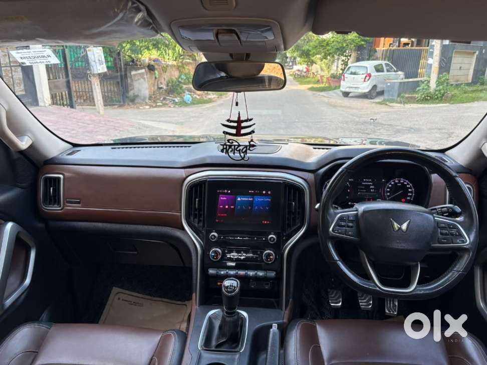 Mahindra Scorpio N Z2 Petrol Mt 7 Str, 2022, Petrol
