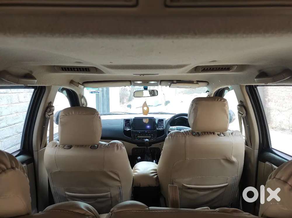 Toyota Fortuner 4*4 Manual