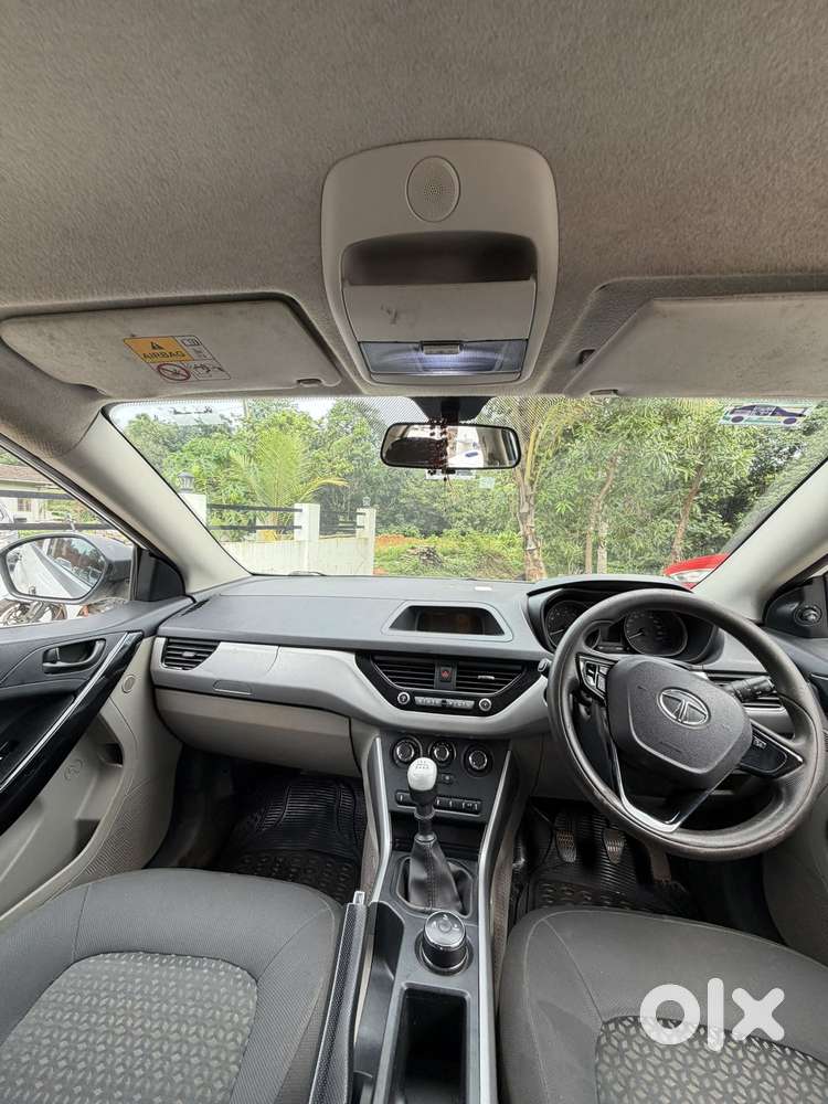Tata Nexon 1.2 Revotron Xm (s), 2017, Diesel