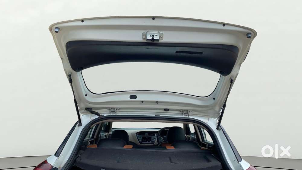 Hyundai Elite I20 Sportz Plus, 2020, Petrol