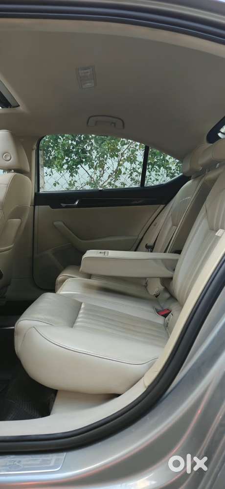 Skoda Superb Elegance Tdi 2.0 At, 2016, Diesel