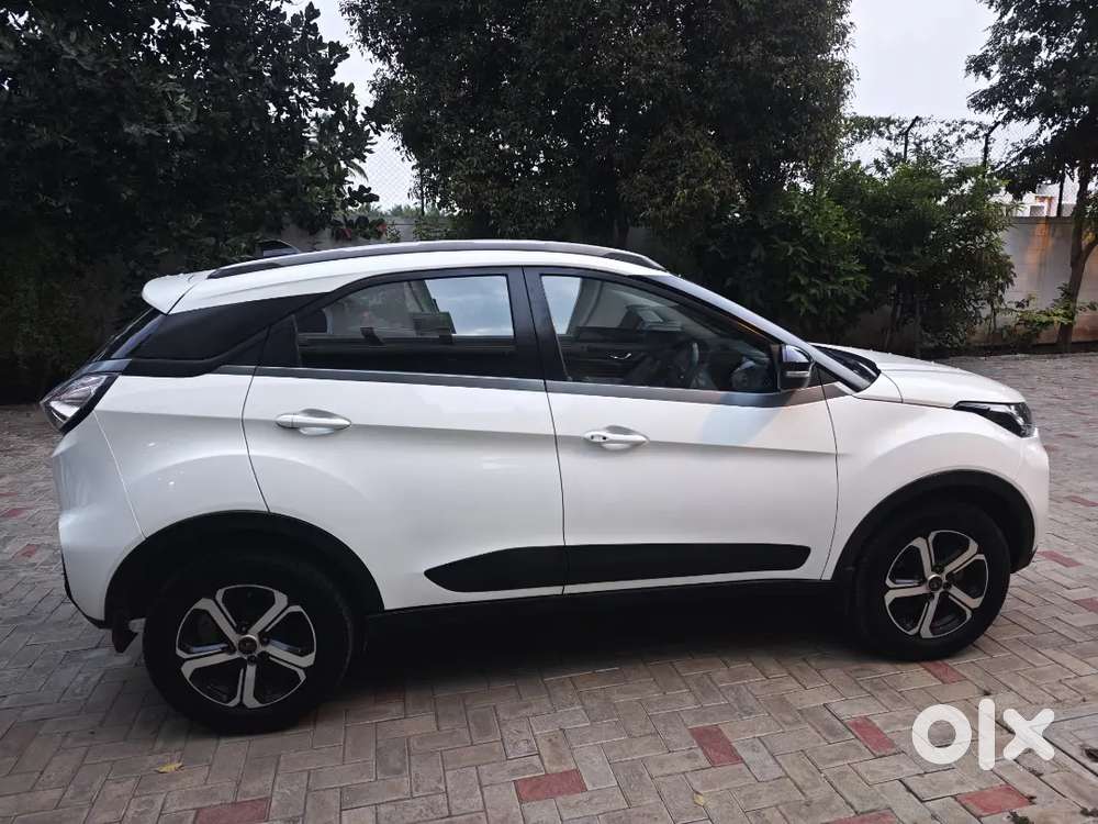 Tata Nexon 2021 Petrol Car (single Owner Great Condition)