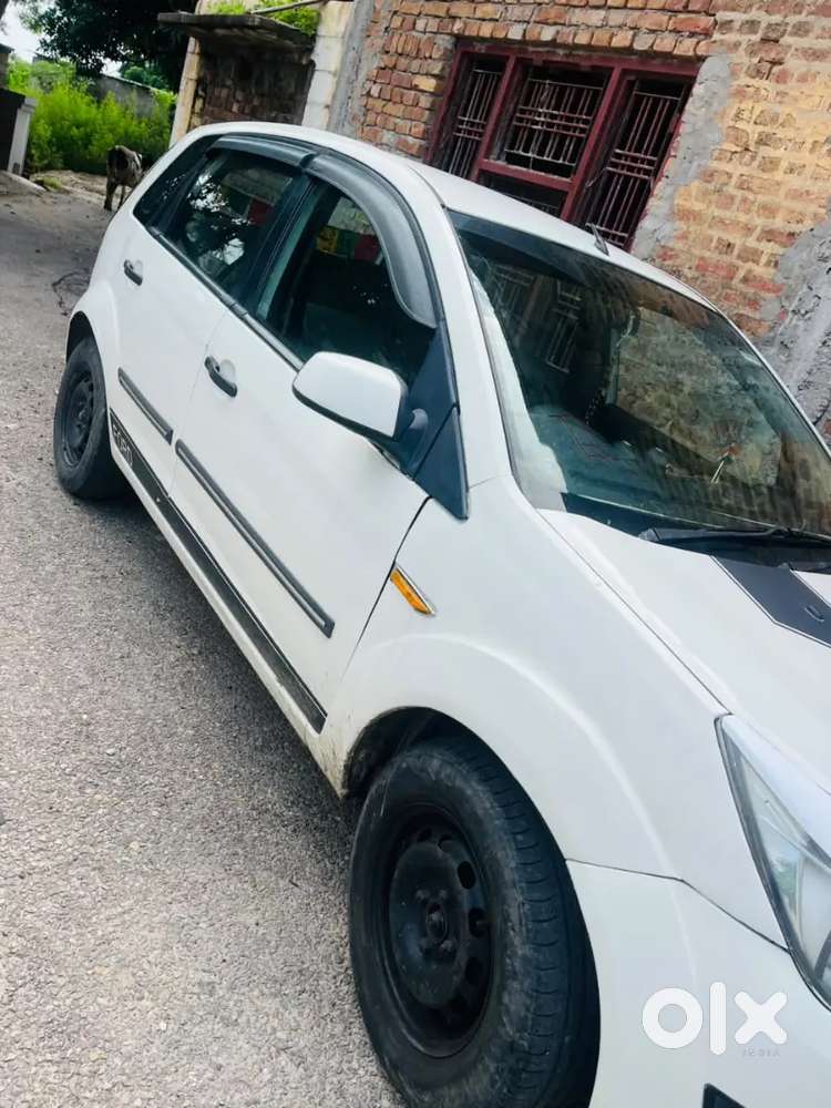 Ford Figo 2012 Petrol Exi