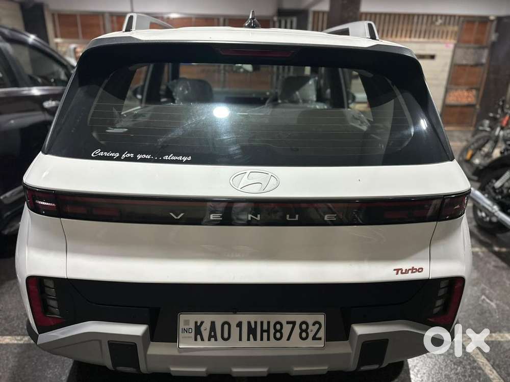 Hyundai Venue 2026 Automatic Petrol