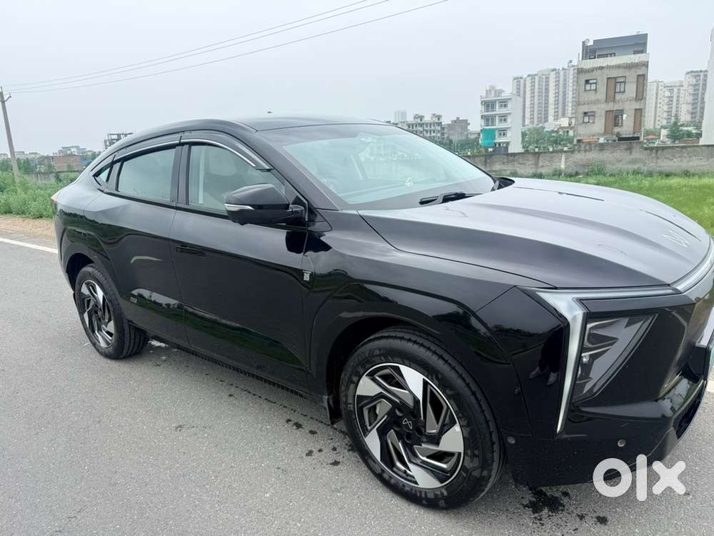 Mahindra Xev 9e Pack Three 2025