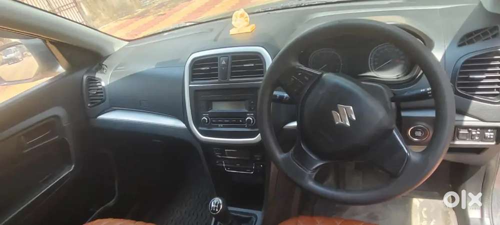 Maruti Brezza 1.5 Vxi 2022