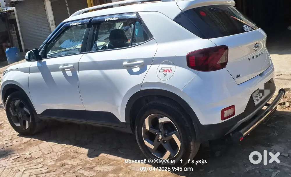 2019
41000 Km Original Meter On Record 
1 Owner 
Diesel
Sx(sunroof)