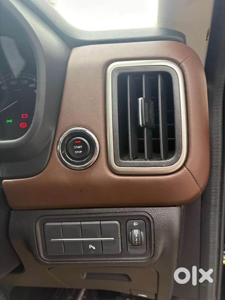 Mahindra Scorpio N Z8 L Petrol Mt 6 Str, 2023, Petrol