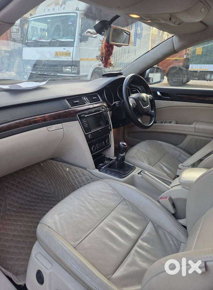 Skoda Superb 2013-2015 Elegance 1.8 Tsi Mt, 2014, Petrol