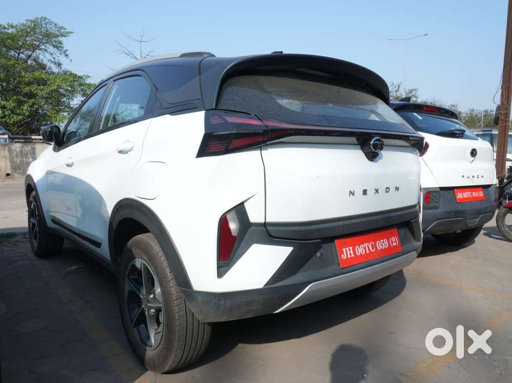 Tata Nexon Fearless Pr 1.2 Revotron Petrol 6 Mt Dt, 2025