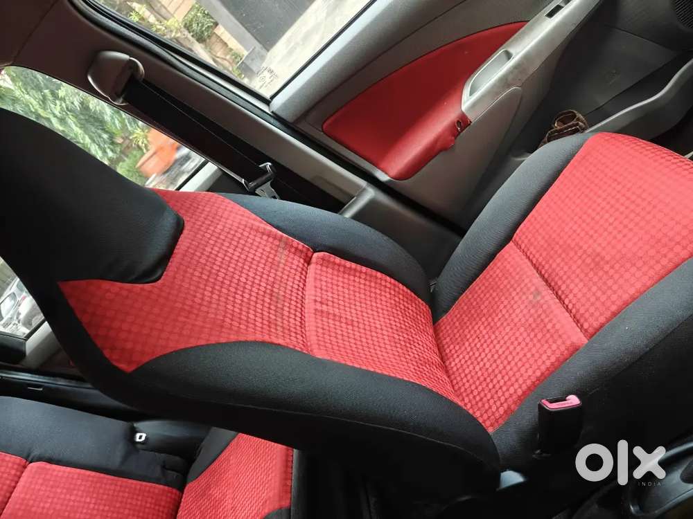 Toyota Etios Liva 2012