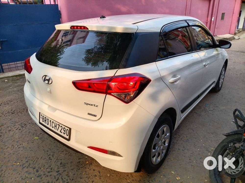 Hyundai I20 1.4 Sportz, 2016, Petrol