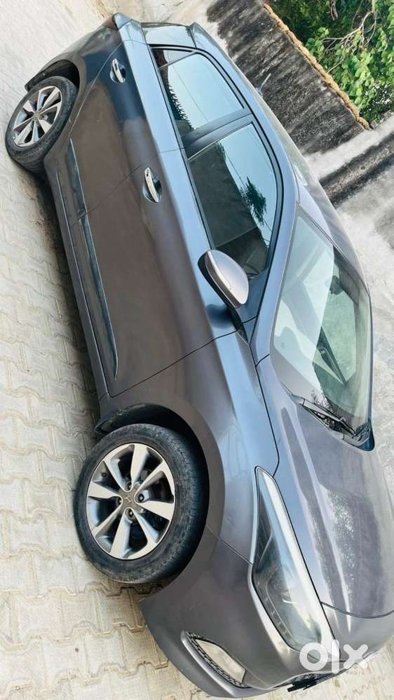 Hyundai I20 2016 Cng & Petrol 92000 Km Driven