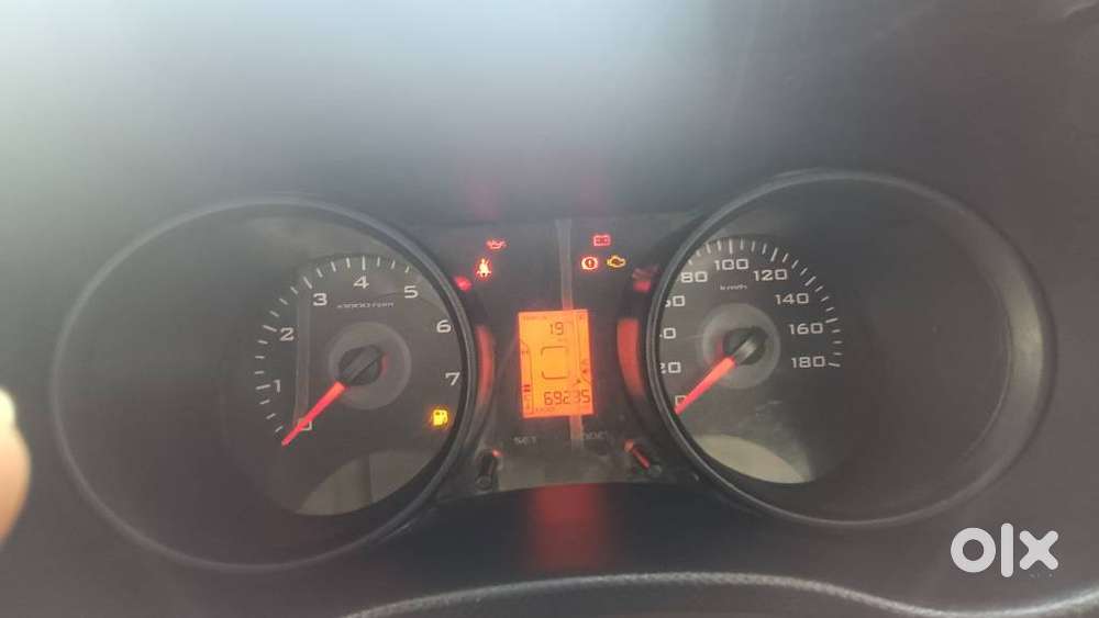 Mahindra Tuv 300 T6, 2019, Diesel