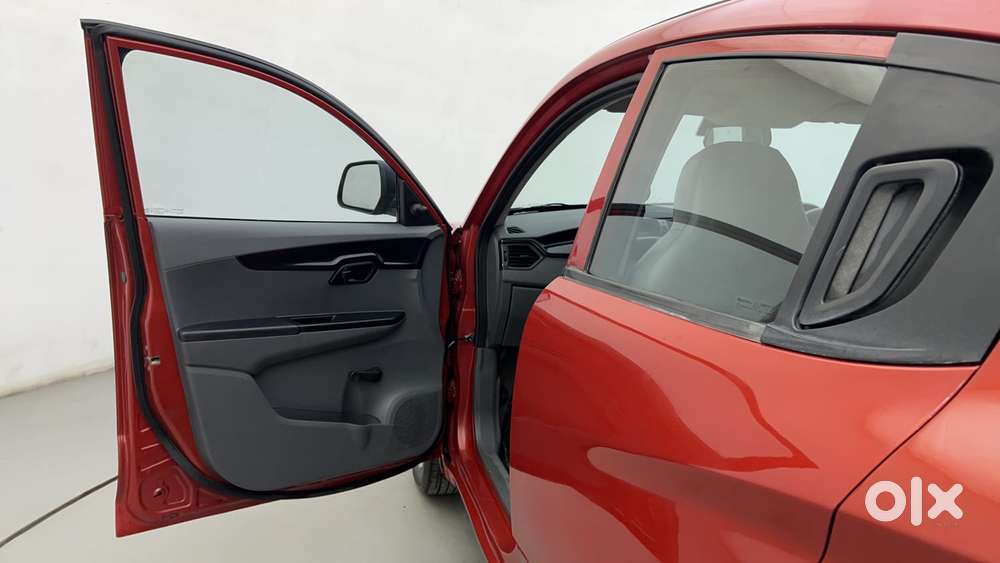 Mahindra Kuv100 Nxt 1.2 K2 Diesel 6 Str, 2017, Petrol