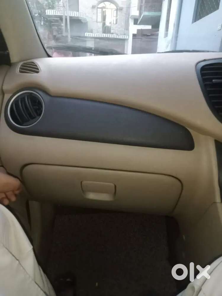 Hyundai I10 Sportz 2009 Variant
