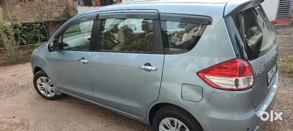 Maruti Suzuki Ertiga 2012 Diesel 121000 Km Driven, Full Paint Done