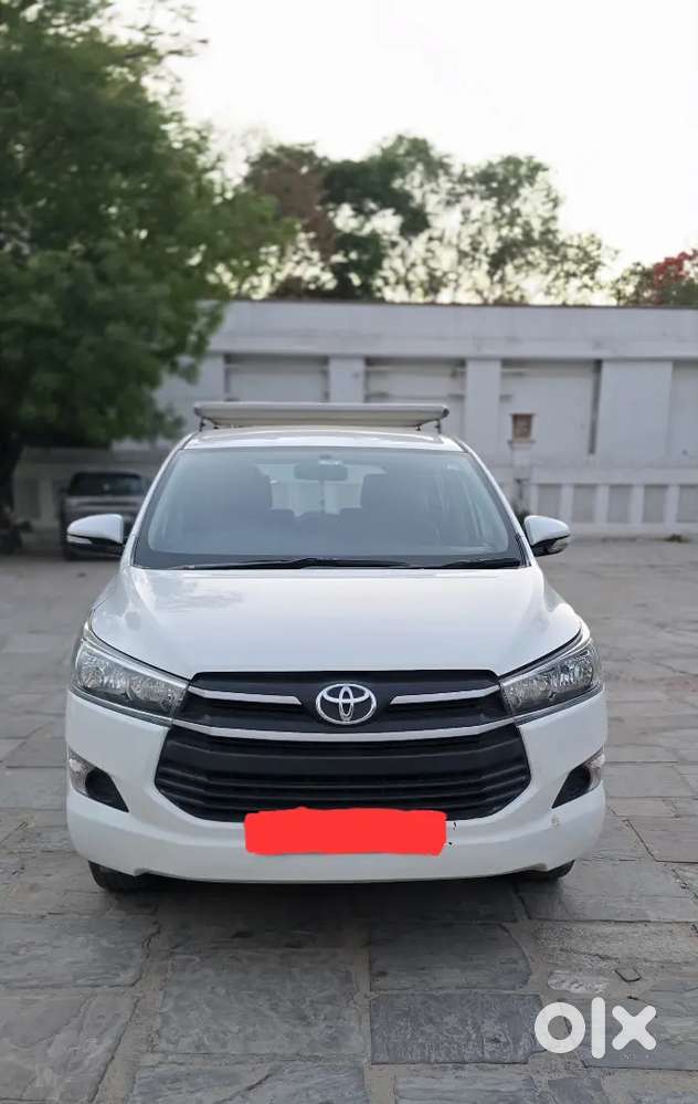 Toyota Innova Crysta 2017
