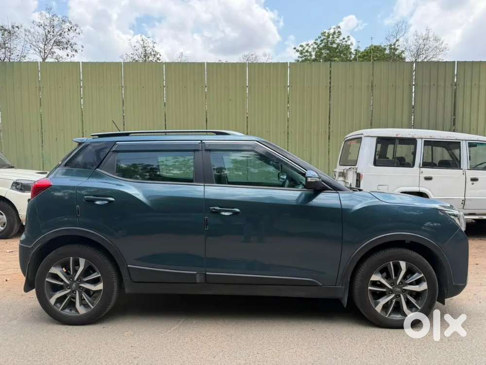 Mahindra Xuv300 1.5 W8 Diesel Automatic.