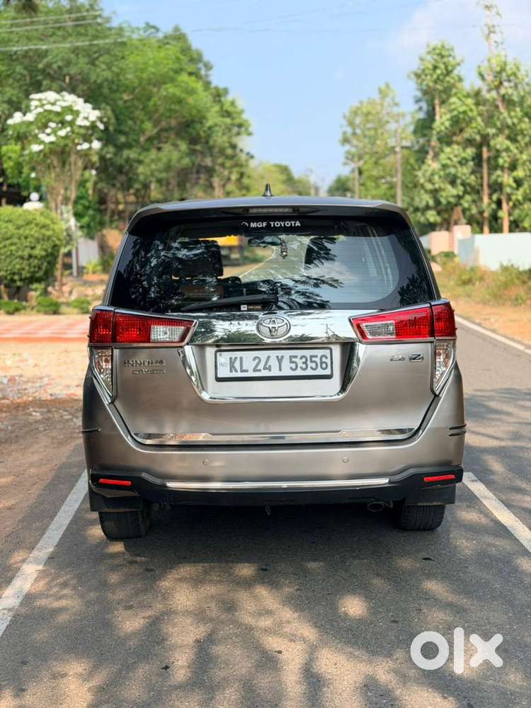 Toyota Innova Crysta 2016 Diesel 190000 Km Driven