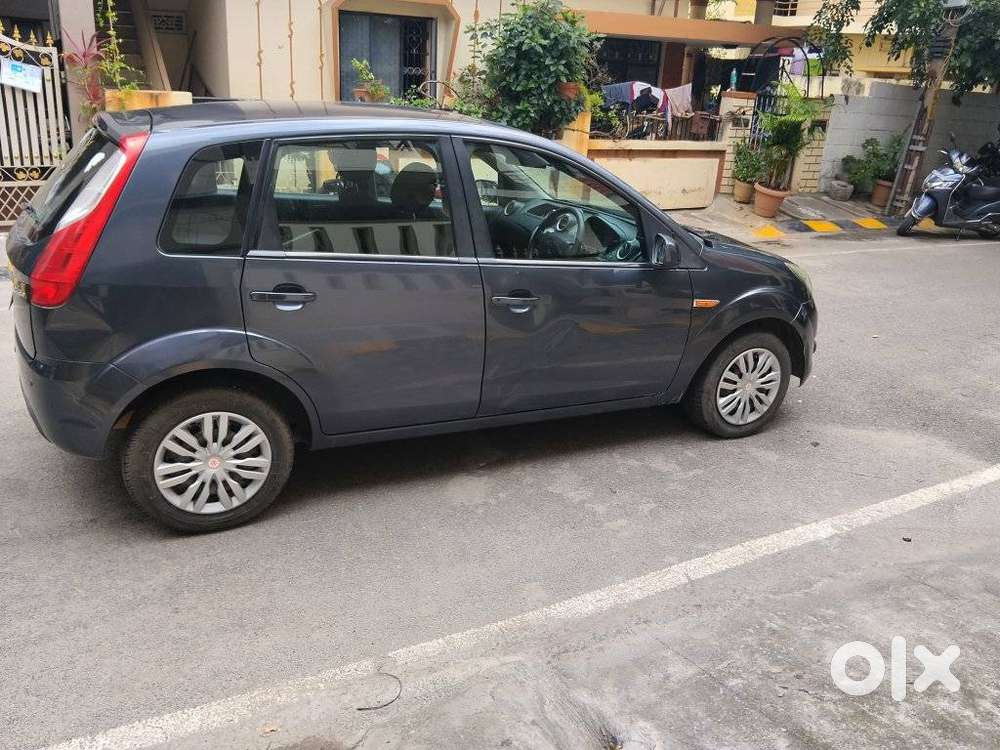 Ford Figo Petrol Zxi, 2011, Petrol