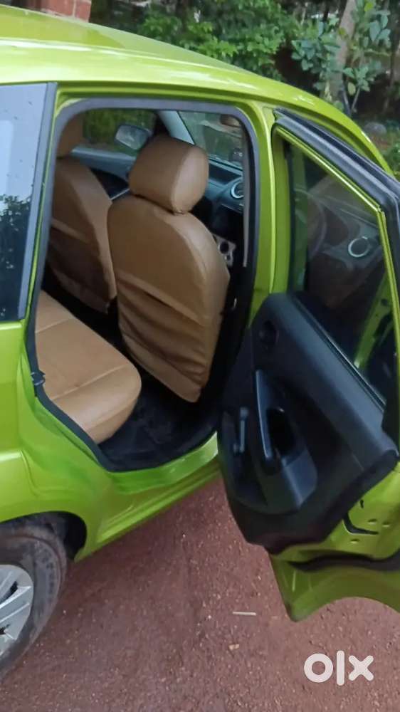 Ford Figo Petrol 2010