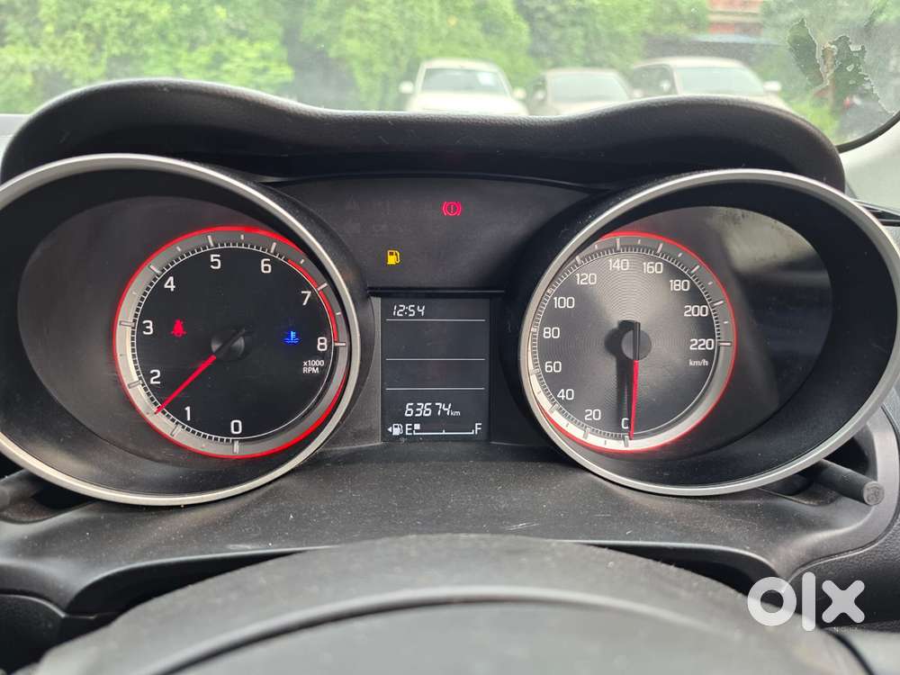 Maruti Suzuki Swift Vvt Vxi, 2022, Petrol