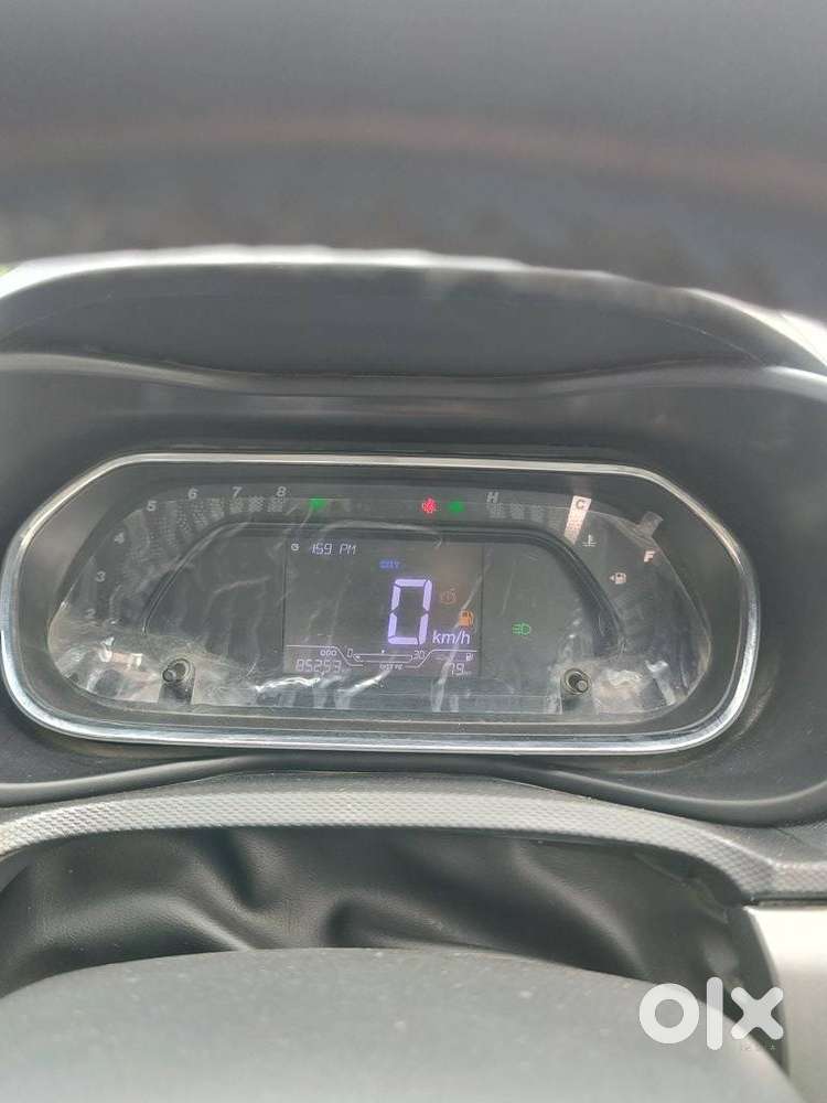 Tata Nexon 1.5 Revotorq Xm (s), 2021, Diesel
