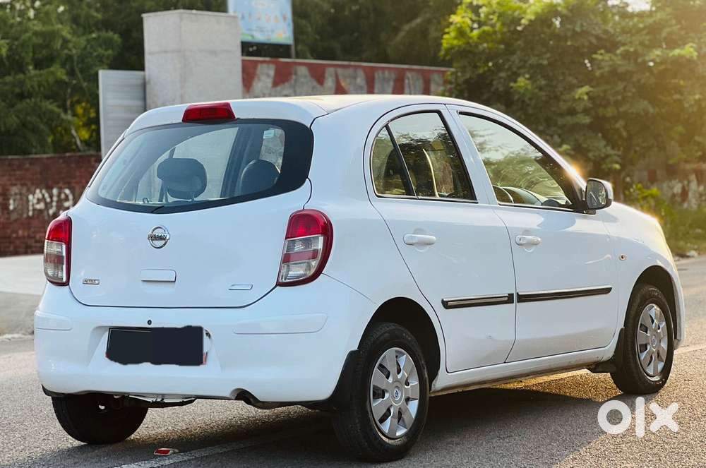 Nissan Micra Cvt Xv, 2015, Petrol