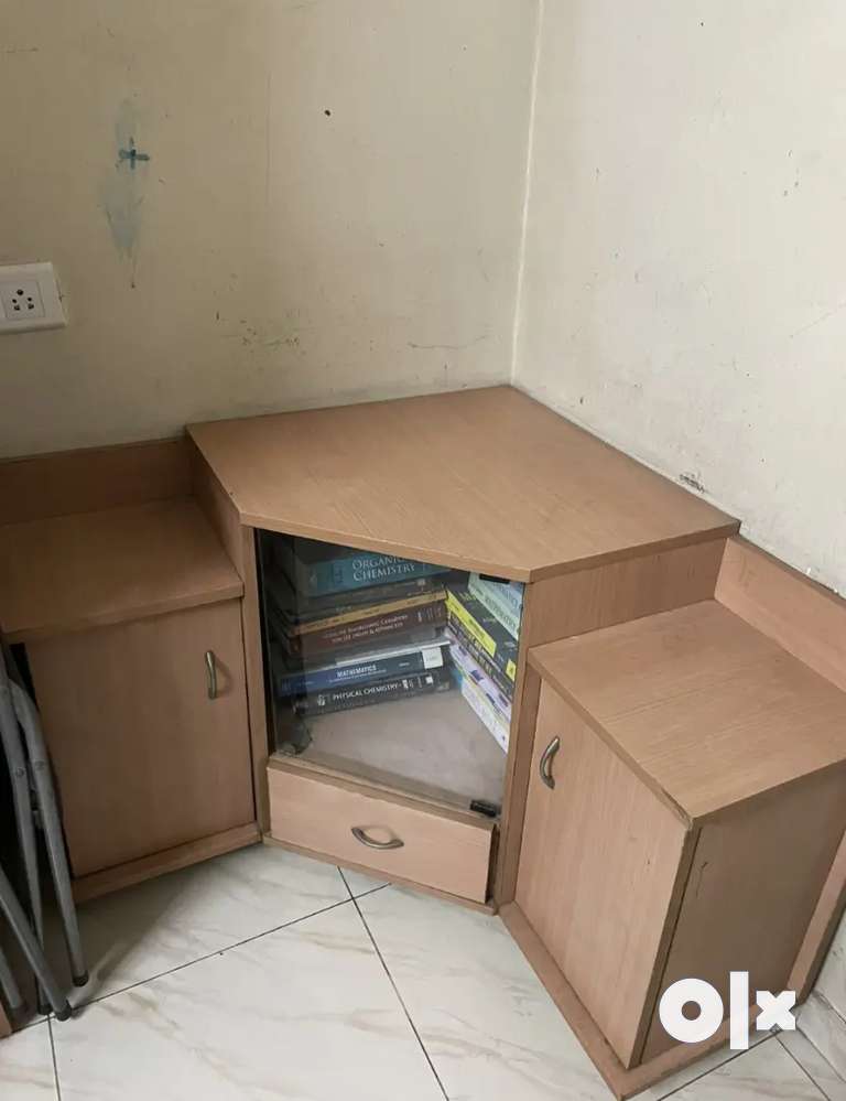 Olx deals corner table