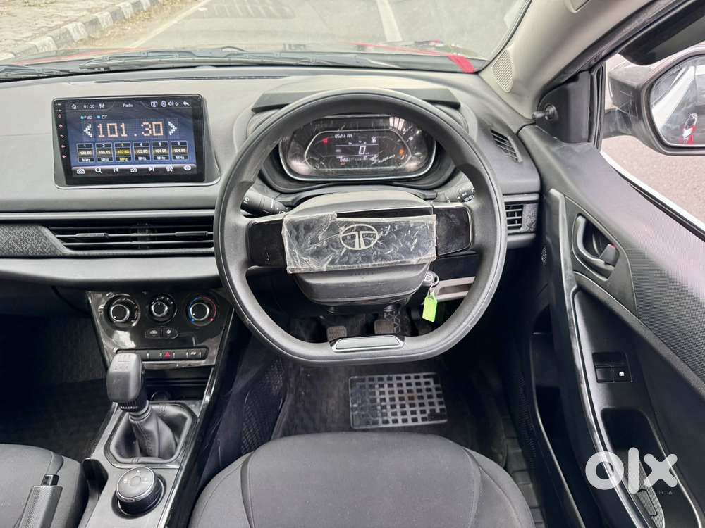 Tata Nexon Pure 1.2 Revotron Petrol 6 Mt, 2025, Petrol