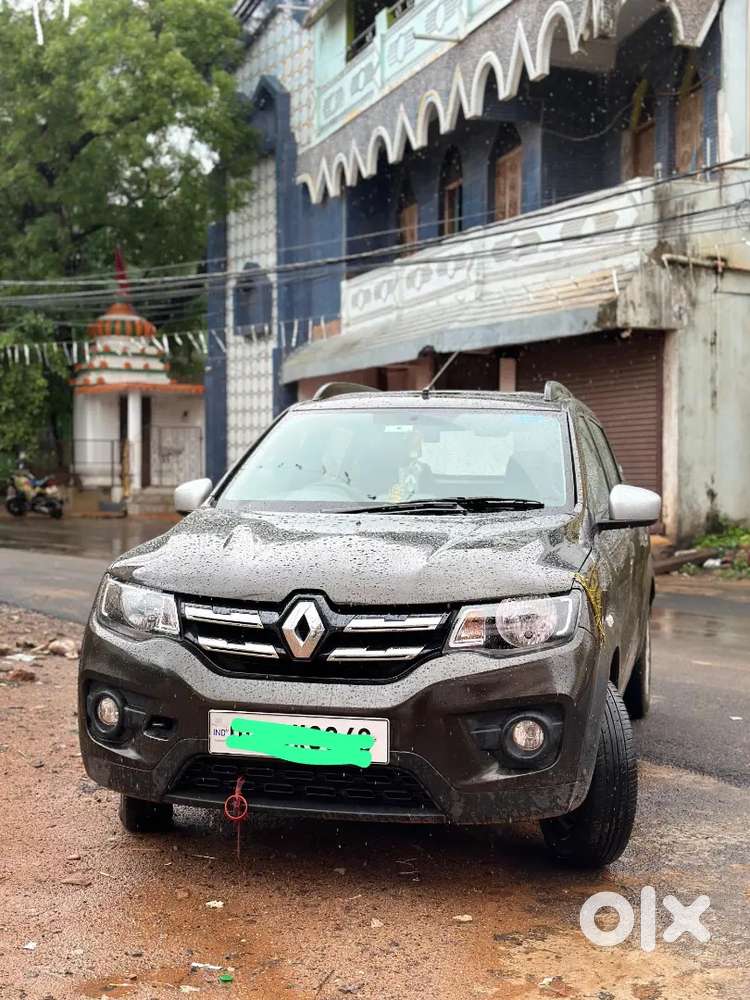 Renault Kwid
R Option