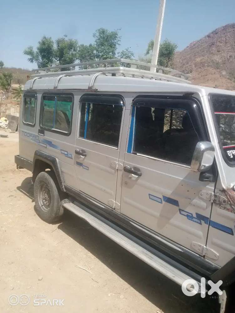 मोटर में सभी कागज कंप्लीट है वेल कंडीशन है इंजन का जनरल काम करवाया है