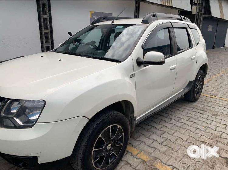 Renault Duster 2017 Petrol Well Maintained