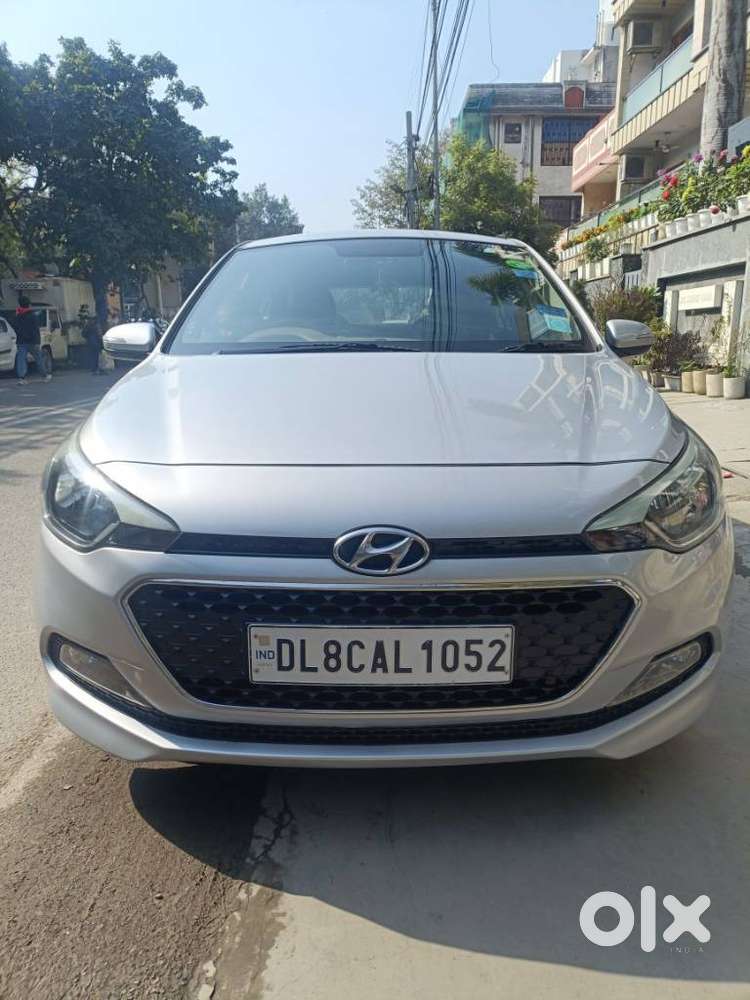 Hyundai I20 Sportz 1.2 Mt Dual Tone, 2015, Cng & Hybrids