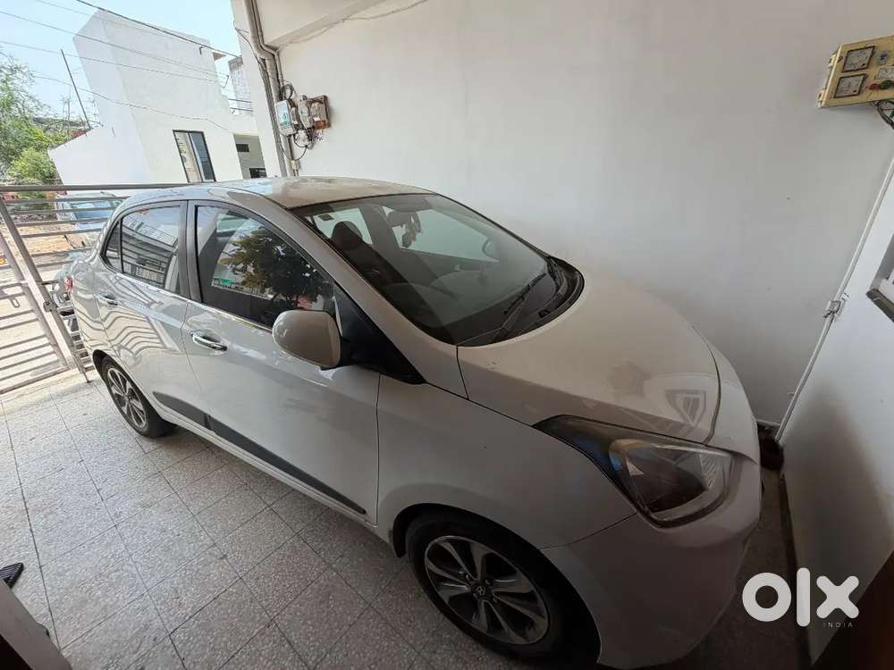Hyundai Xcent 2017 Petrol 70000 Km Driven