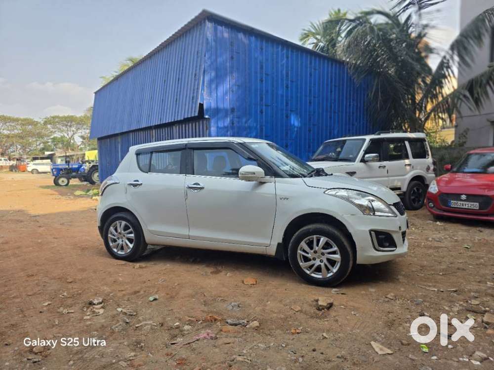 Maruti Suzuki Swift Zxi, 2014, Petrol