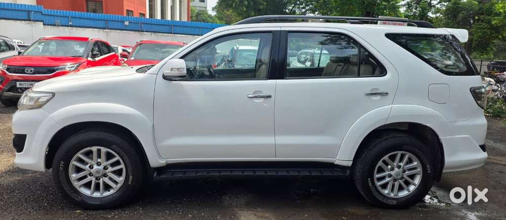 Toyota Fortuner 4x2 At, 2013, Diesel