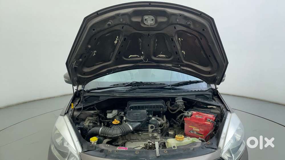 Tata Tiago Xza, 2018, Petrol