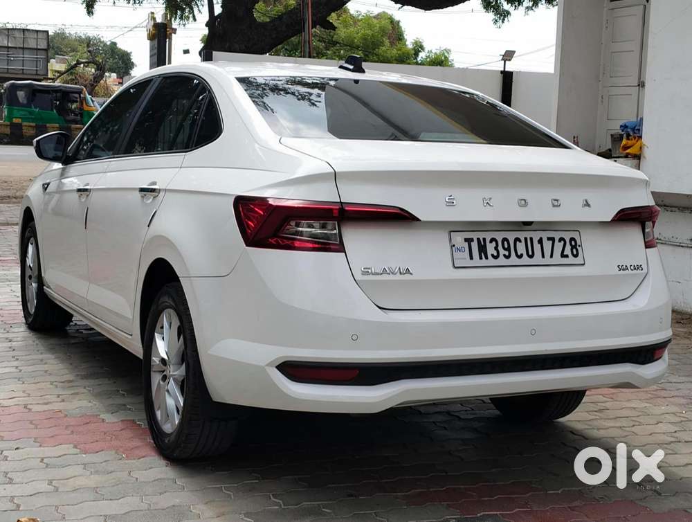 Skoda Slavia 1.0 Ambition Tsi, 2022, Petrol