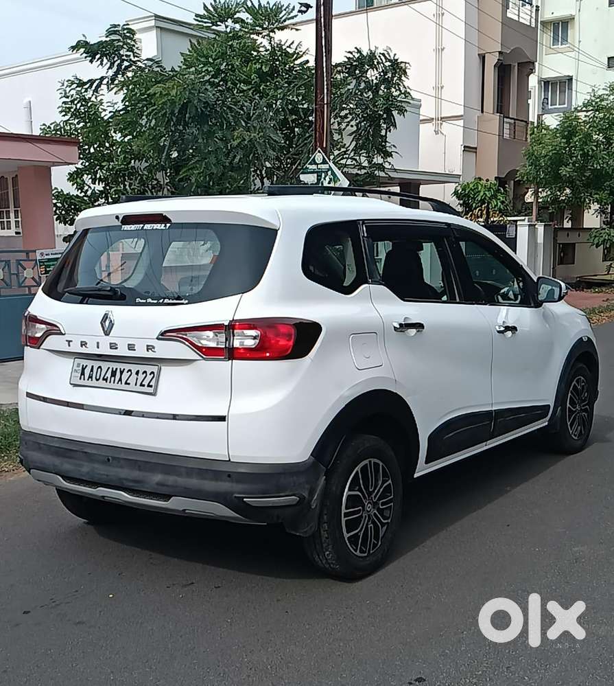 Renault Triber 1.0 Rxz Dual Tone, 2019, Petrol